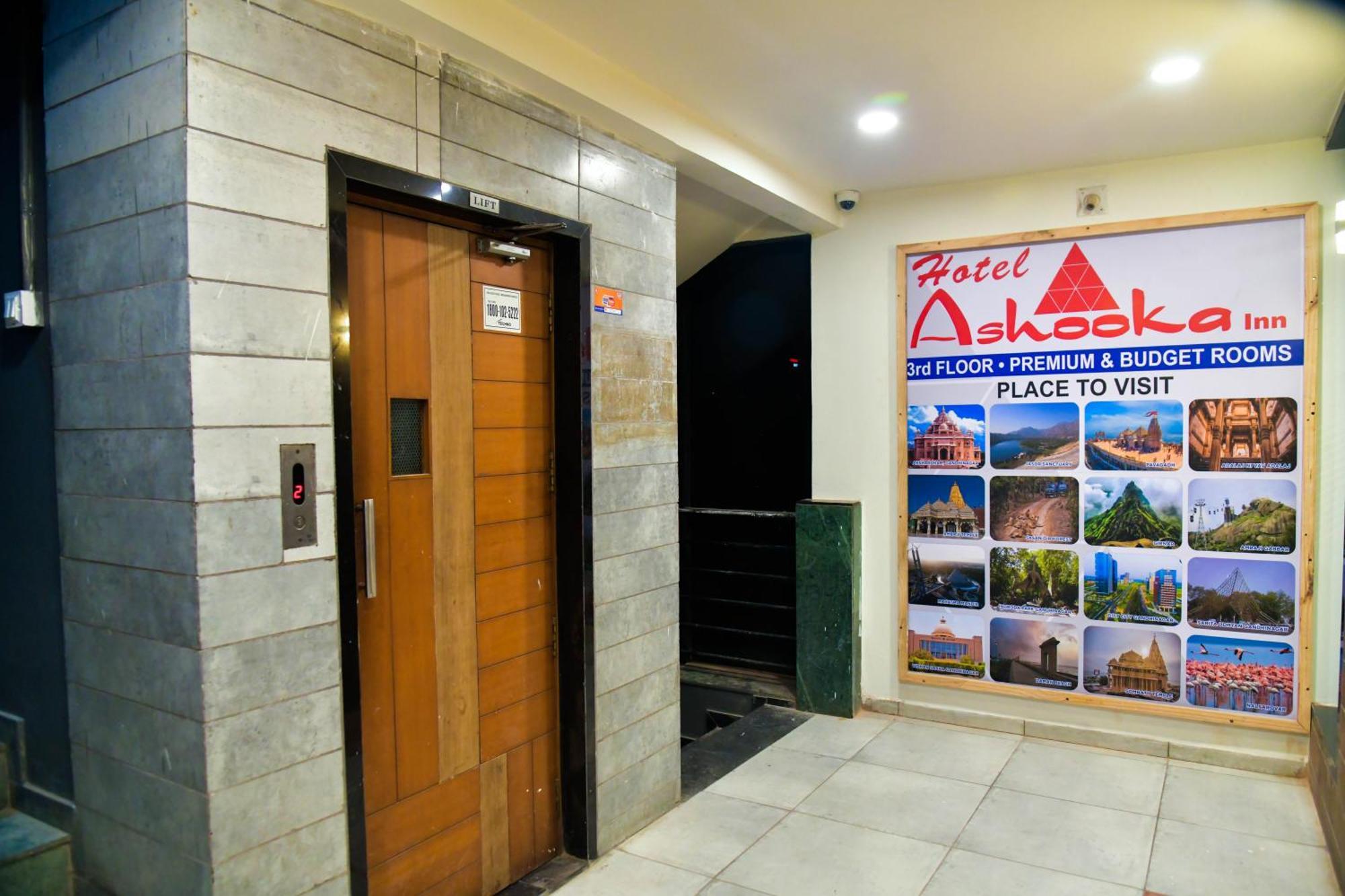 Hotel Ashooka Inn Gandhinagar Dış mekan fotoğraf