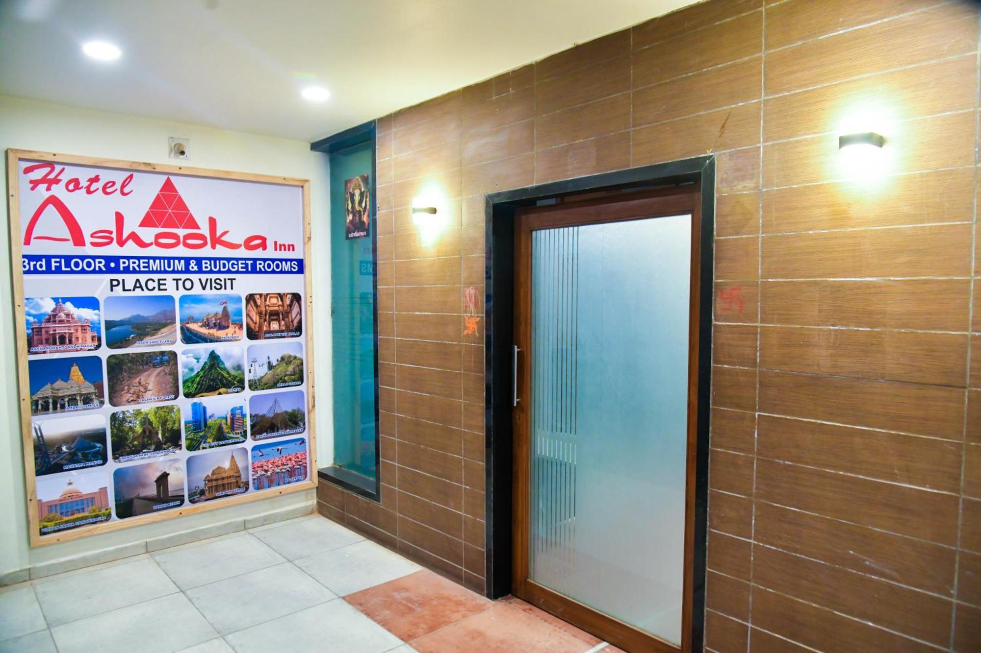 Hotel Ashooka Inn Gandhinagar Dış mekan fotoğraf