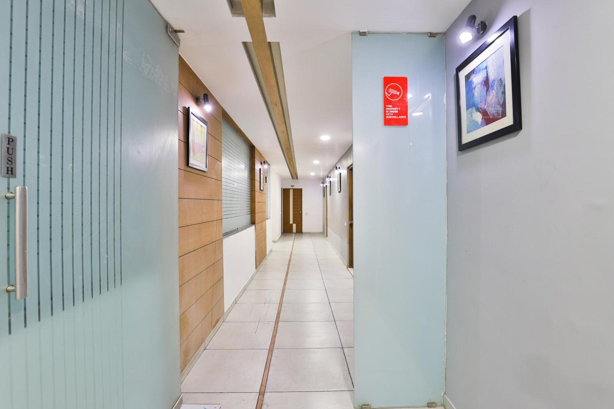 Hotel Ashooka Inn Gandhinagar Dış mekan fotoğraf